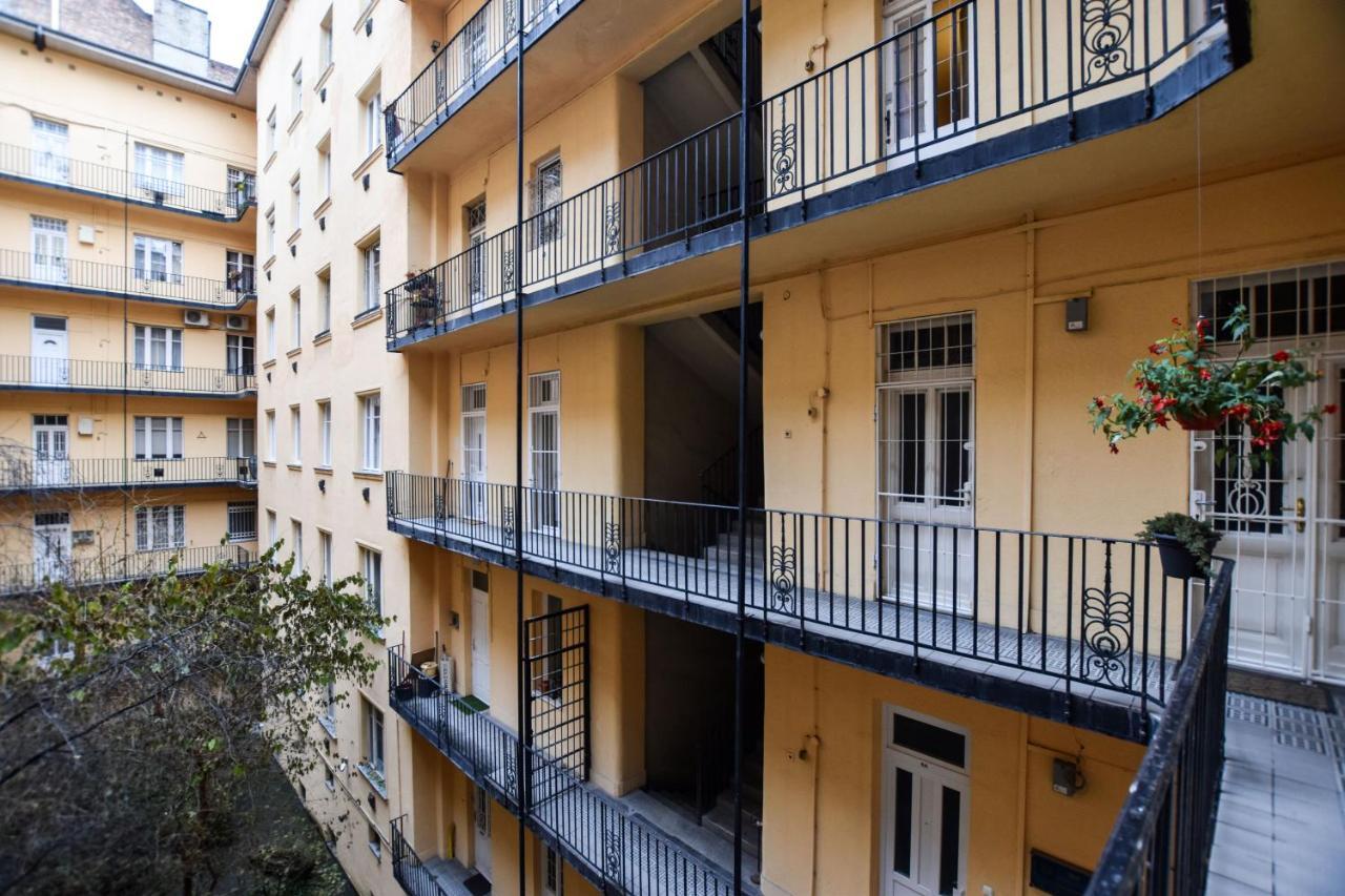 Riverside Apartment In Downtown Budapest Esterno foto
